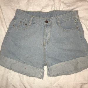 Comfortable, High-Waisted Jean shorts